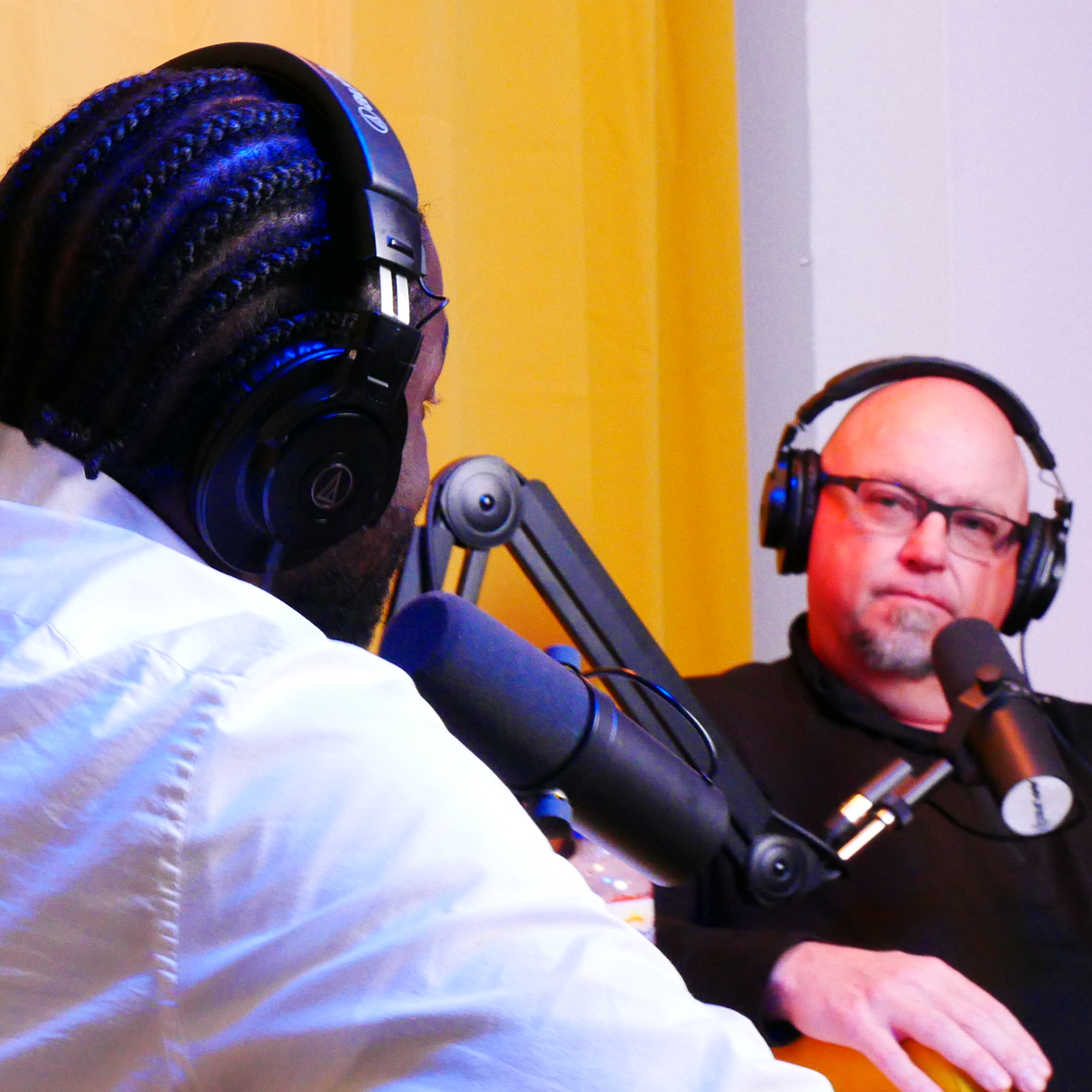 Discovering the Heart of Senior Care with Jjuan Hakeem and Casey Stephens